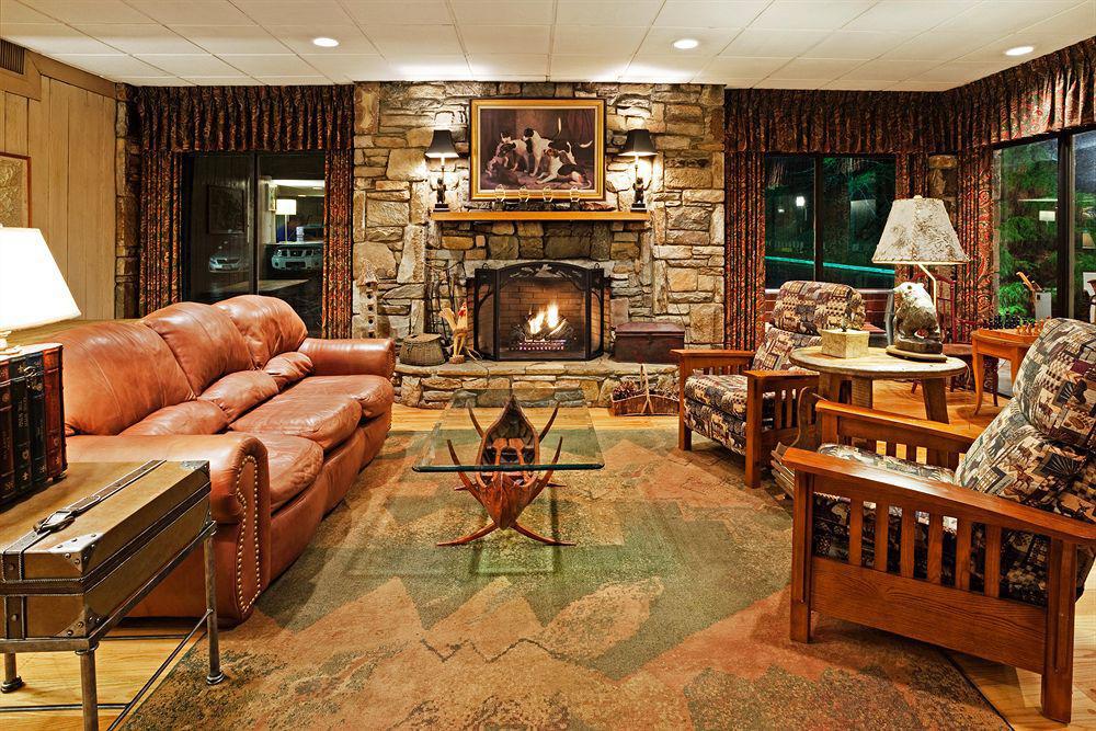 Holiday Inn Asheville East-Blue Ridge Pkwy By Ihg Interieur foto