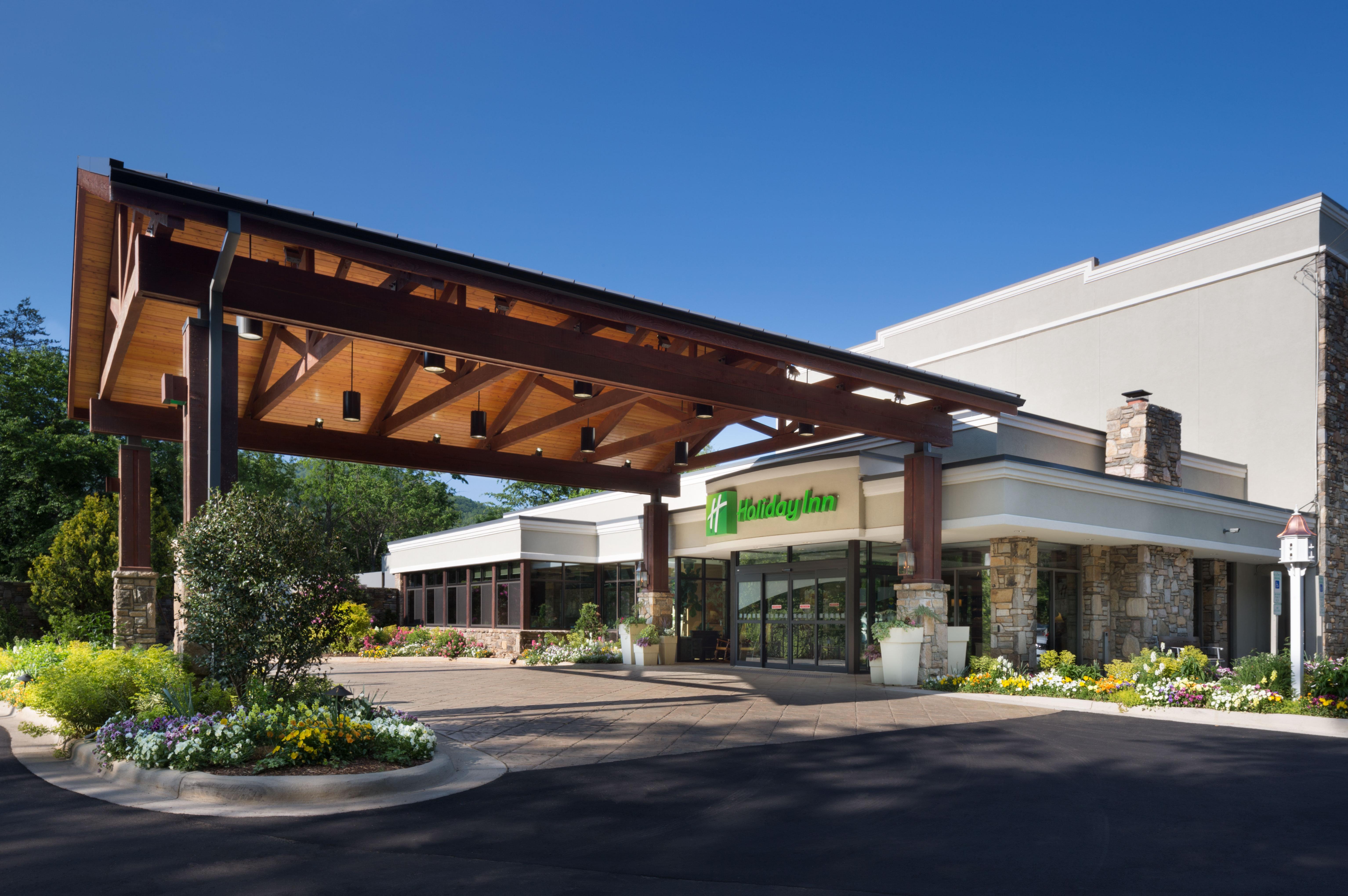 Holiday Inn Asheville East-Blue Ridge Pkwy By Ihg Buitenkant foto